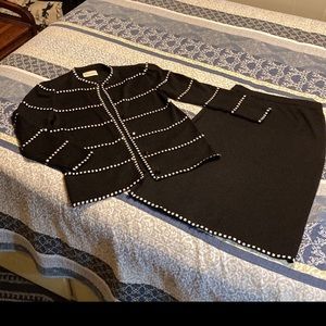 Vintage Vivanti sweater skirt set.